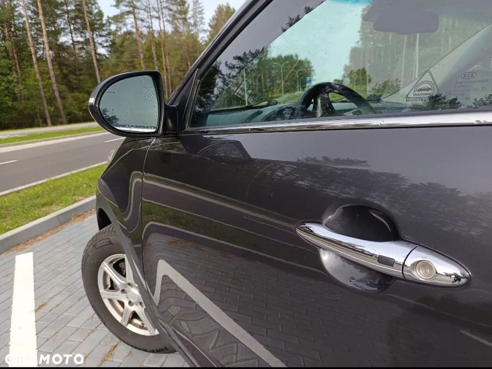 Kia Sportage 1.7 CRDI XL 2WD - 8