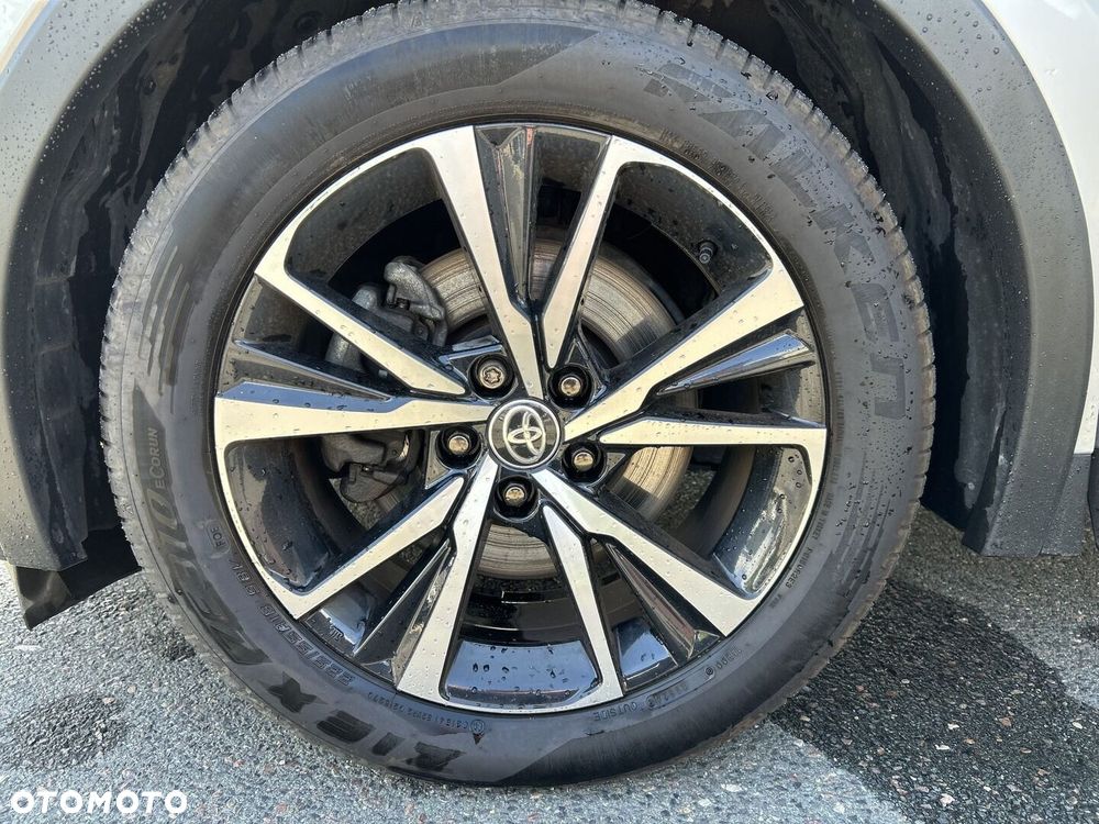 Toyota C-HR - 9