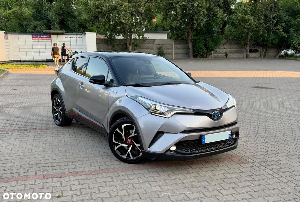 Toyota C-HR 1.8 Hybrid Neon Lime powered by JBL - 2