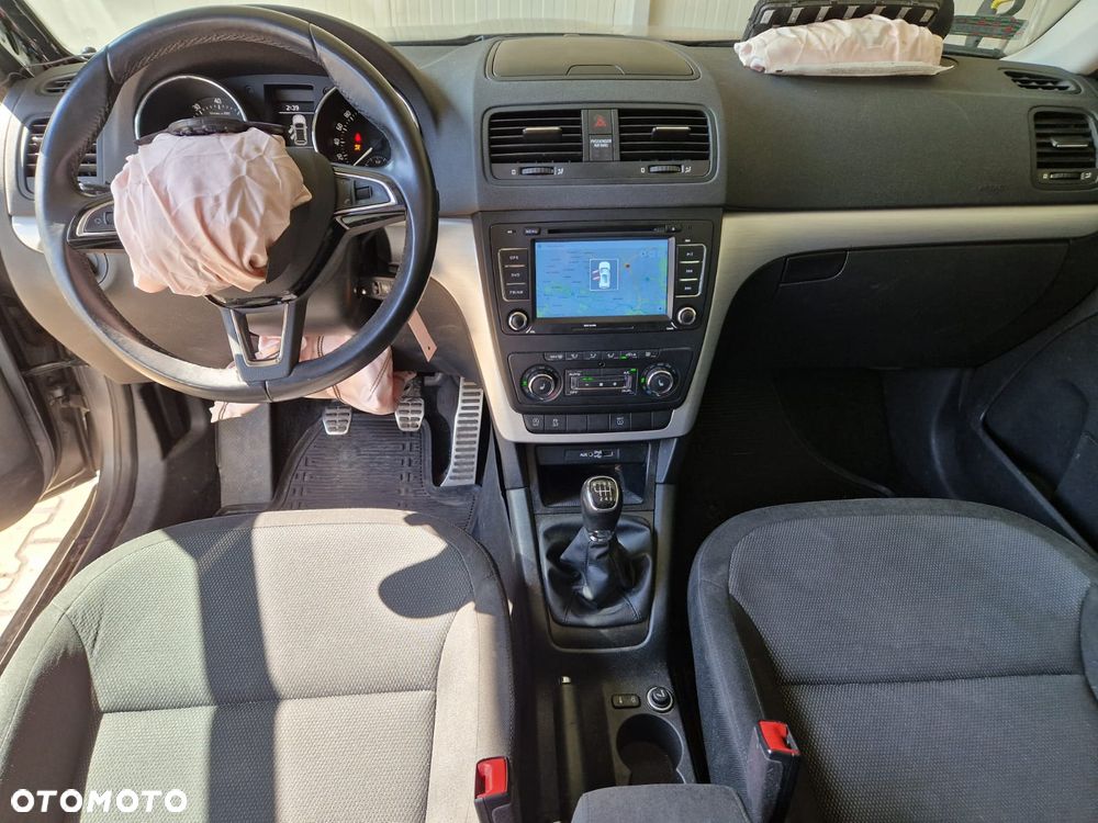 Skoda Yeti Tour Out 1.4 TSI 4x2 - 12