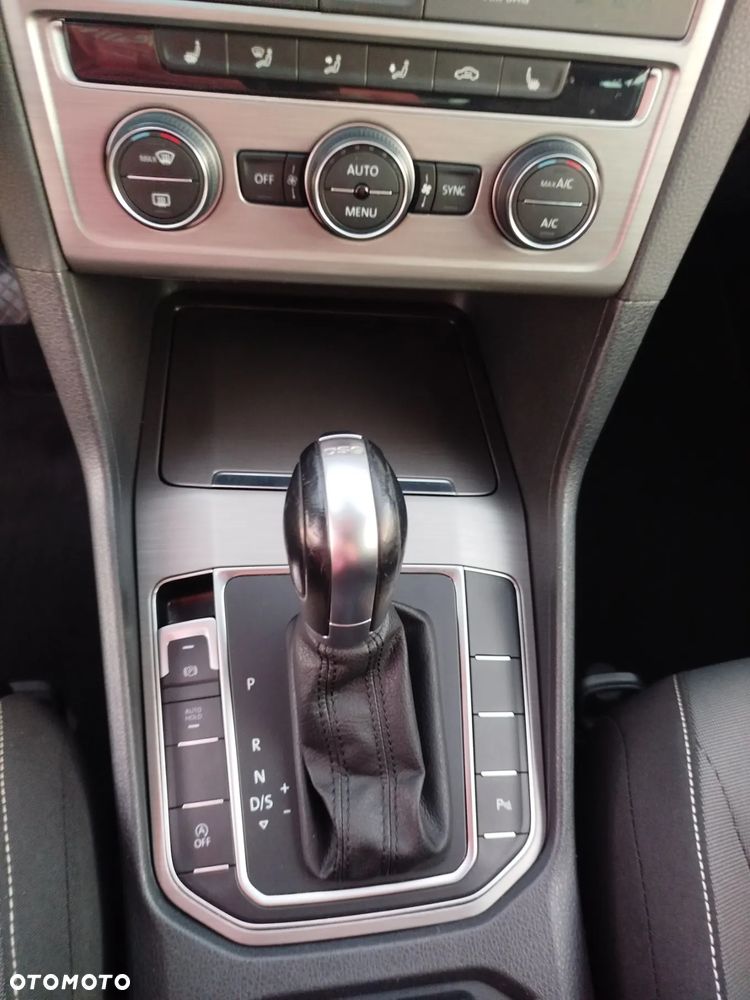 Volkswagen Golf Sportsvan - 20