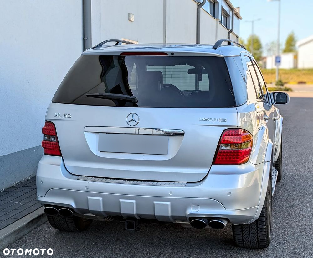 Mercedes-Benz ML 63 AMG 4Matic 7G-TRONIC - 7
