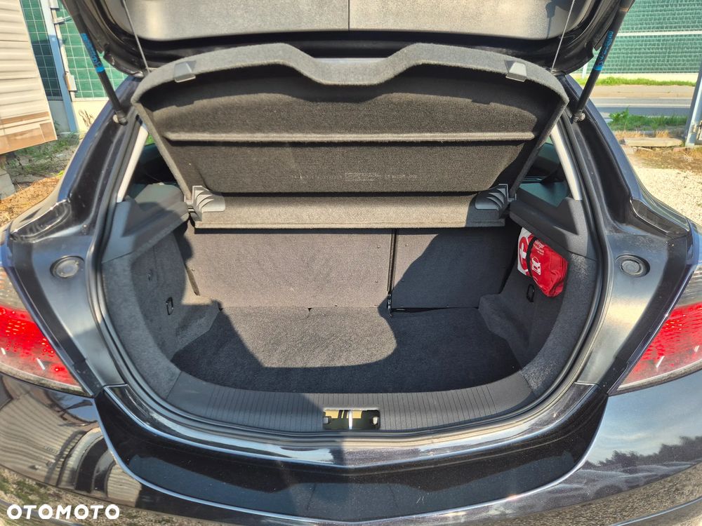Opel Astra 1.6 Edition 111 Jahre - 14
