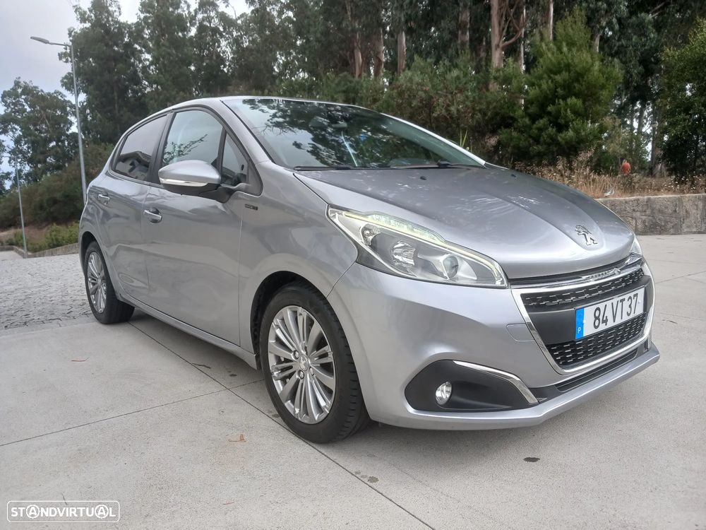 Peugeot 208 1.5 BlueHDi Signature - 6