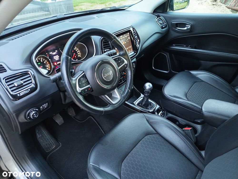 Jeep Compass 1.4 TMair Night Eagle FWD S&S - 31