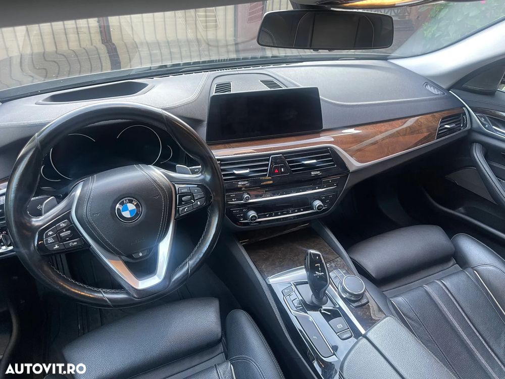 BMW Seria 5 540i xDrive Aut. Luxury Line - 17