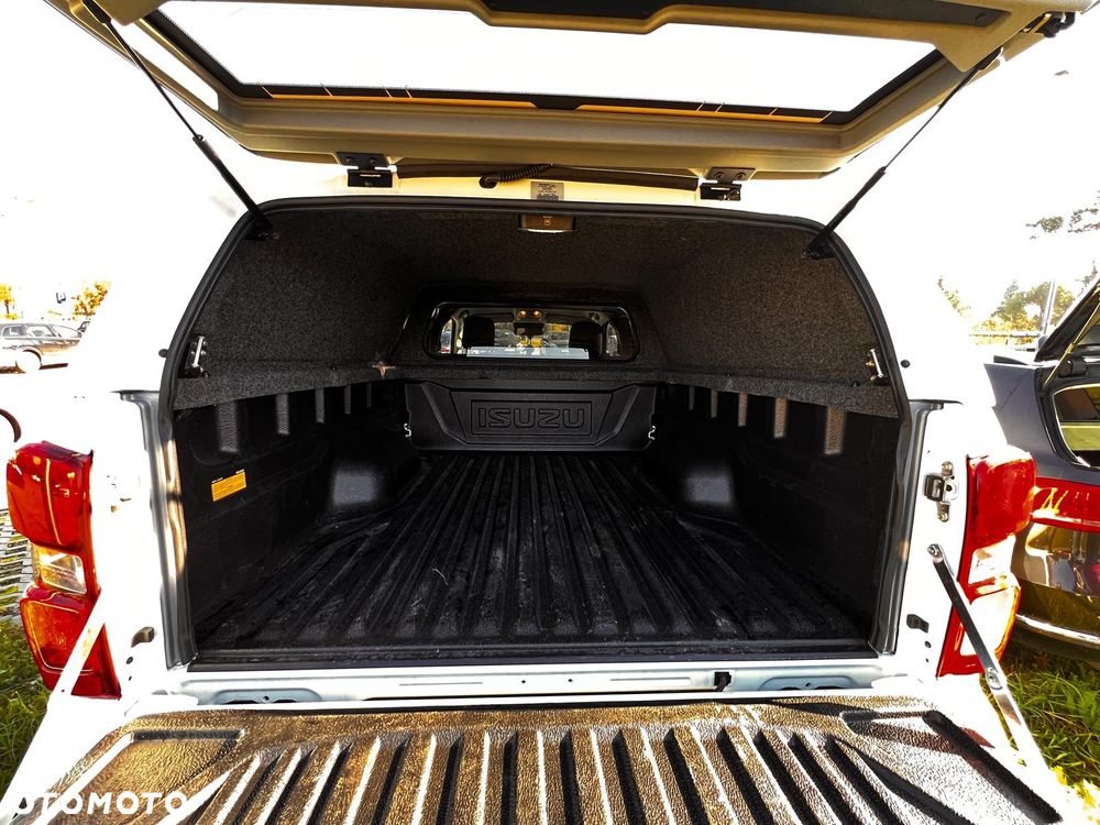 Isuzu D-Max - 11