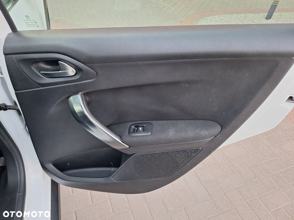 Peugeot 2008 BlueHDi FAP 120 STOP & START Crossway - 31