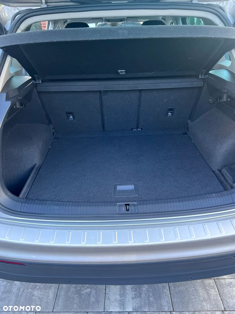 Volkswagen Tiguan - 9