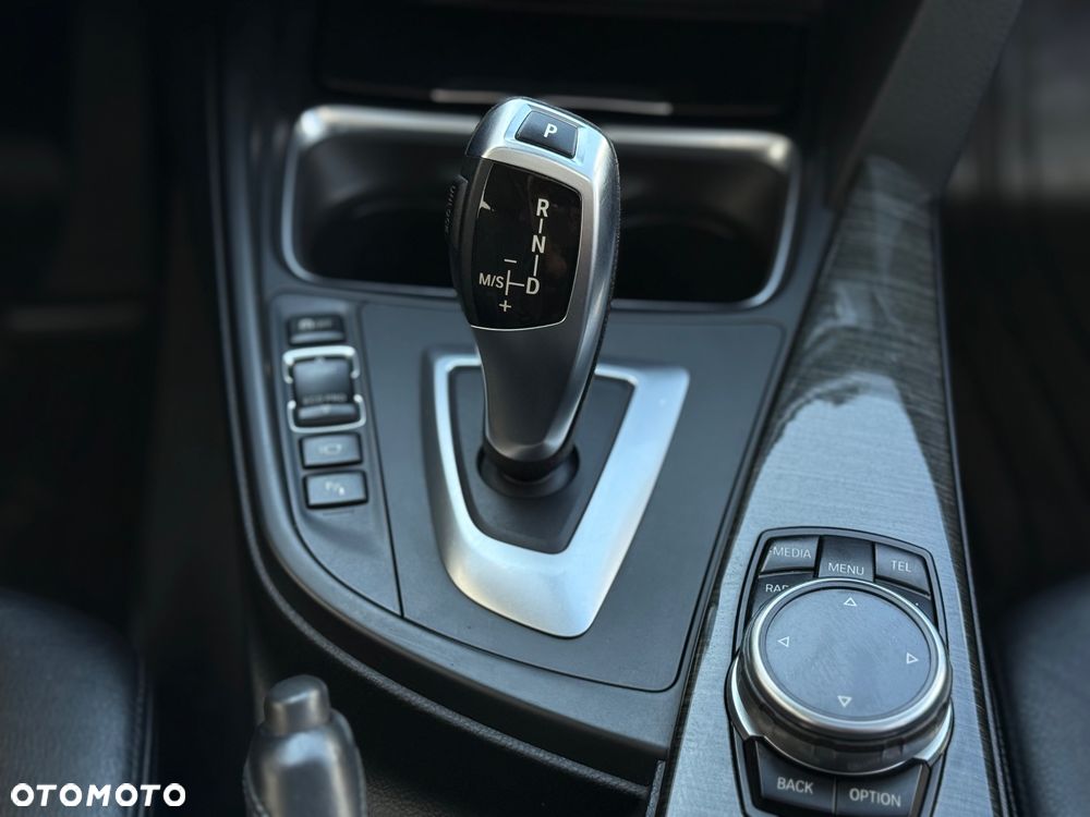 BMW Seria 3 - 27