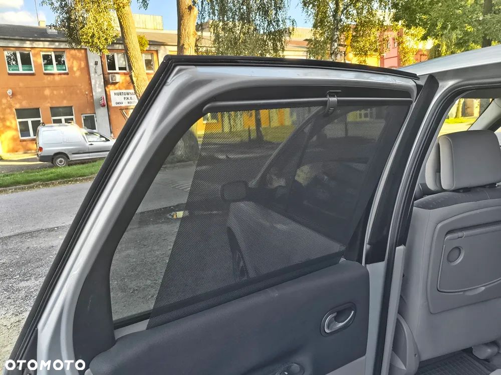 Renault Scenic 1.6 16V Confort Authentique - 21