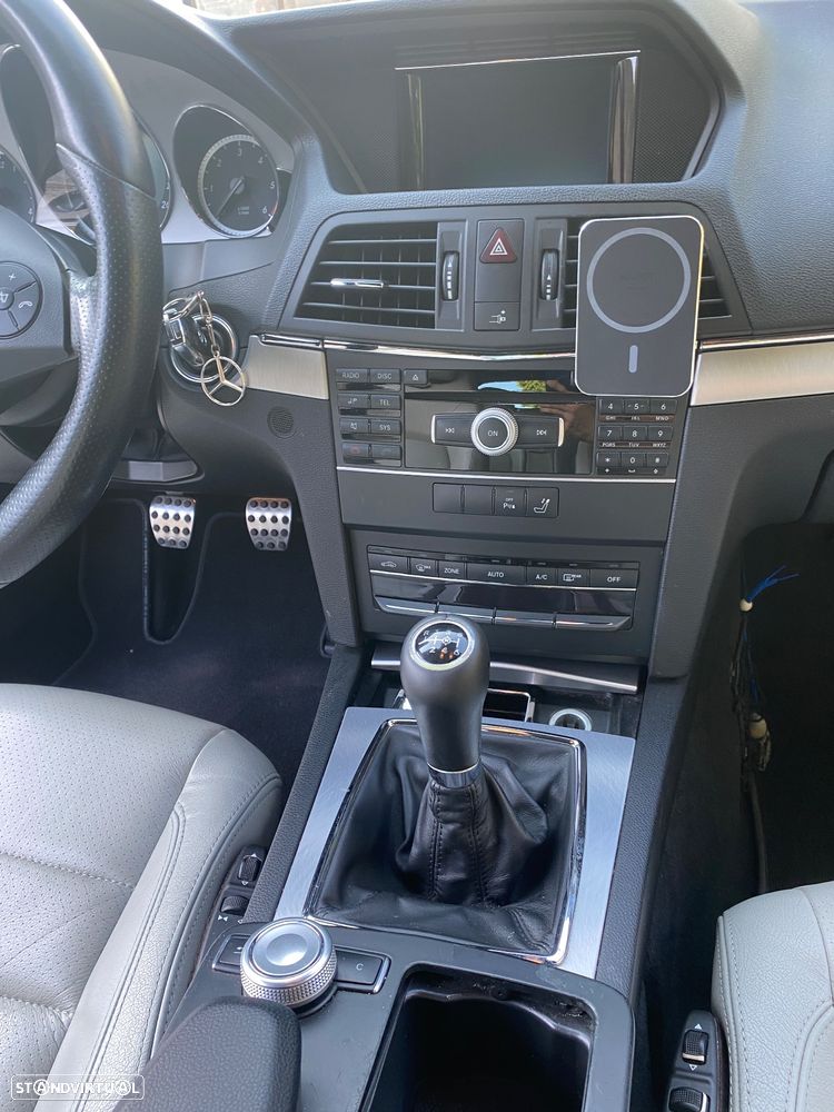 Mercedes-Benz E 220 CDi Avantgarde BlueEfficiency - 10