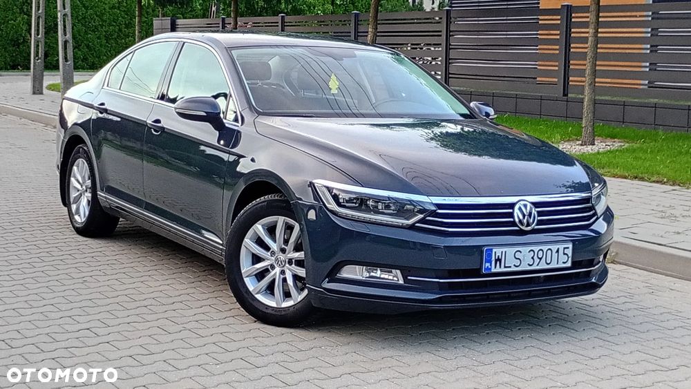 Volkswagen Passat - 8