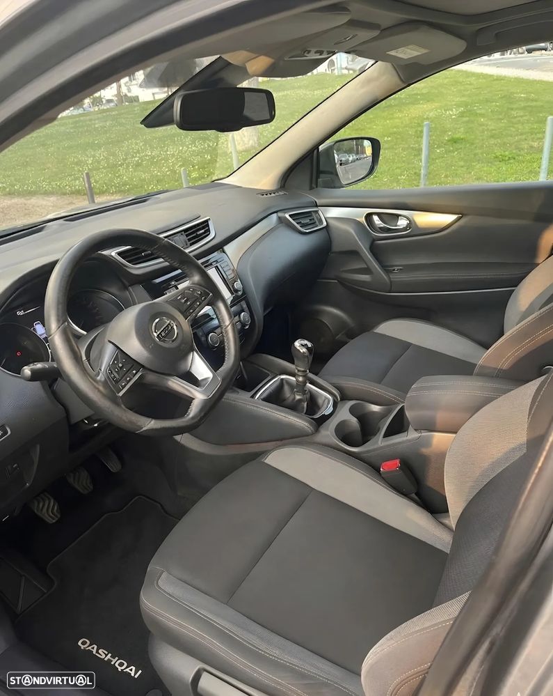 Nissan Qashqai 1.5 dCi N-Connecta - 9