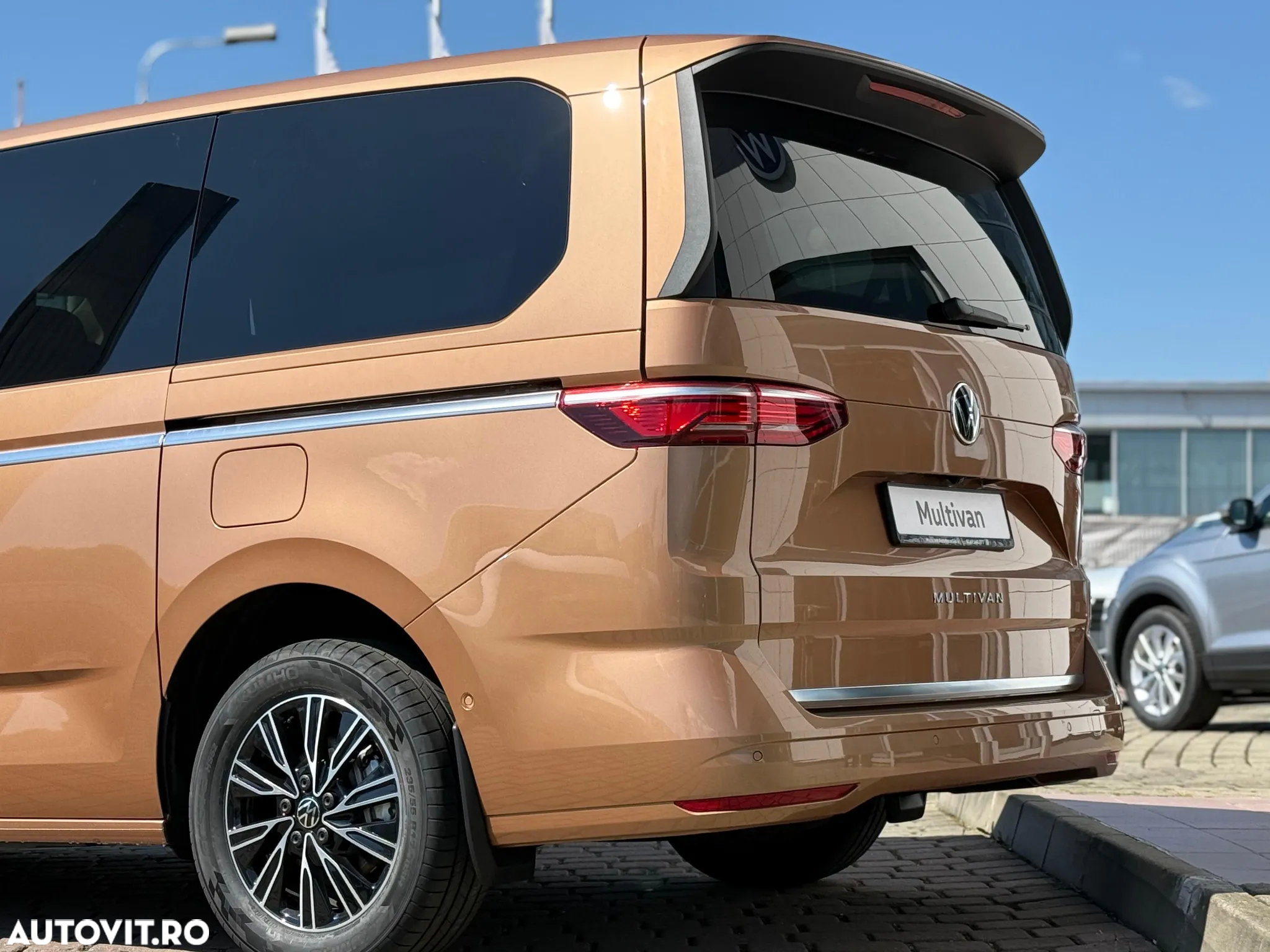 Volkswagen Multivan L 2.0 TDI DSG 110KW Style - 19