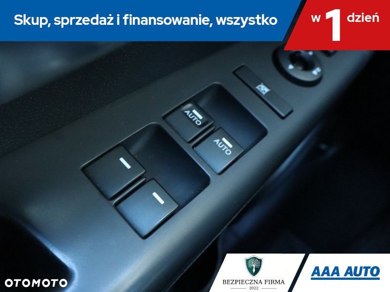 Kia Venga - 18