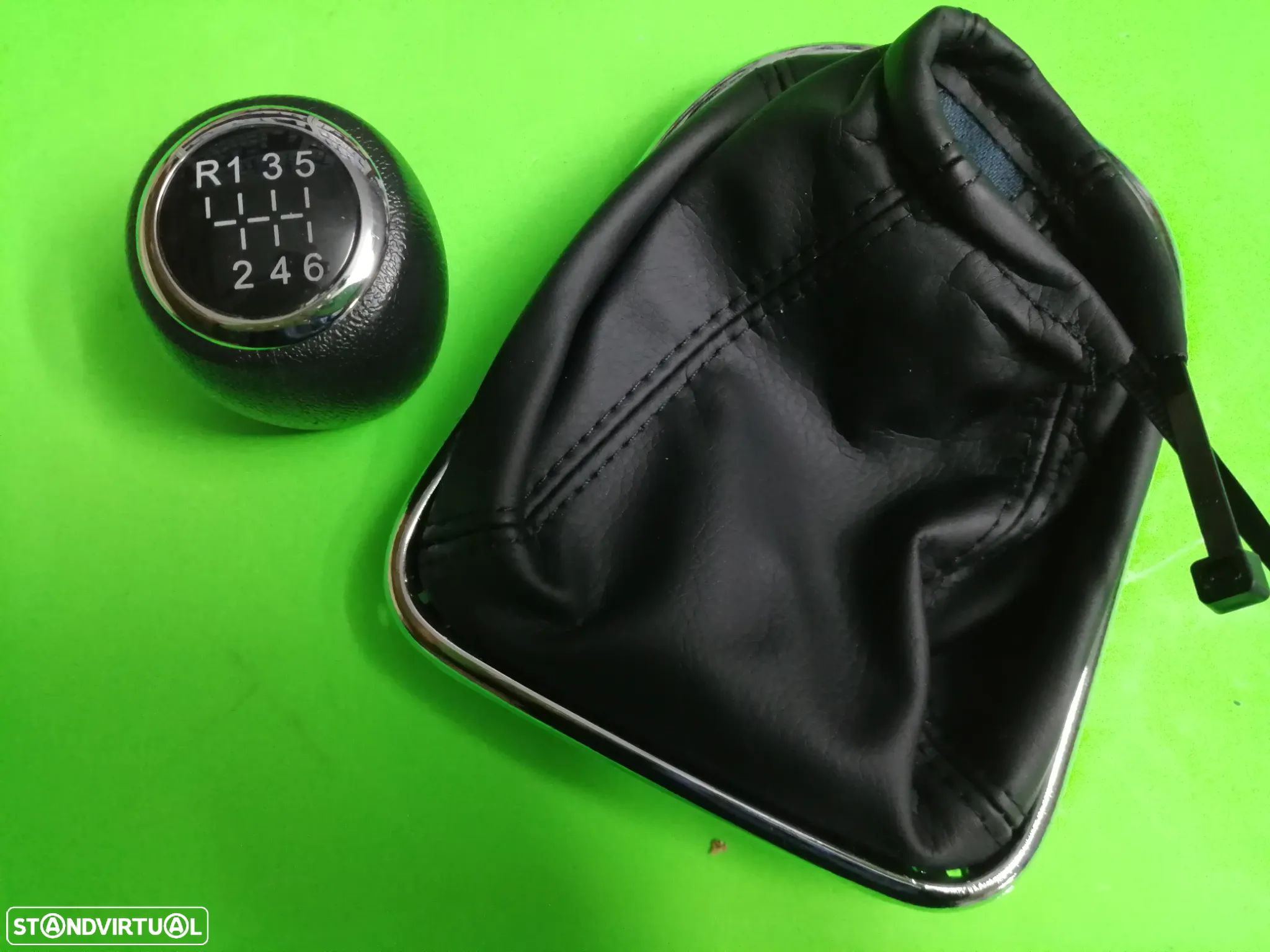 Moca / Punho / Manete das Mudanças com Fole - Chevrolet Cruze 5/6 v - 1