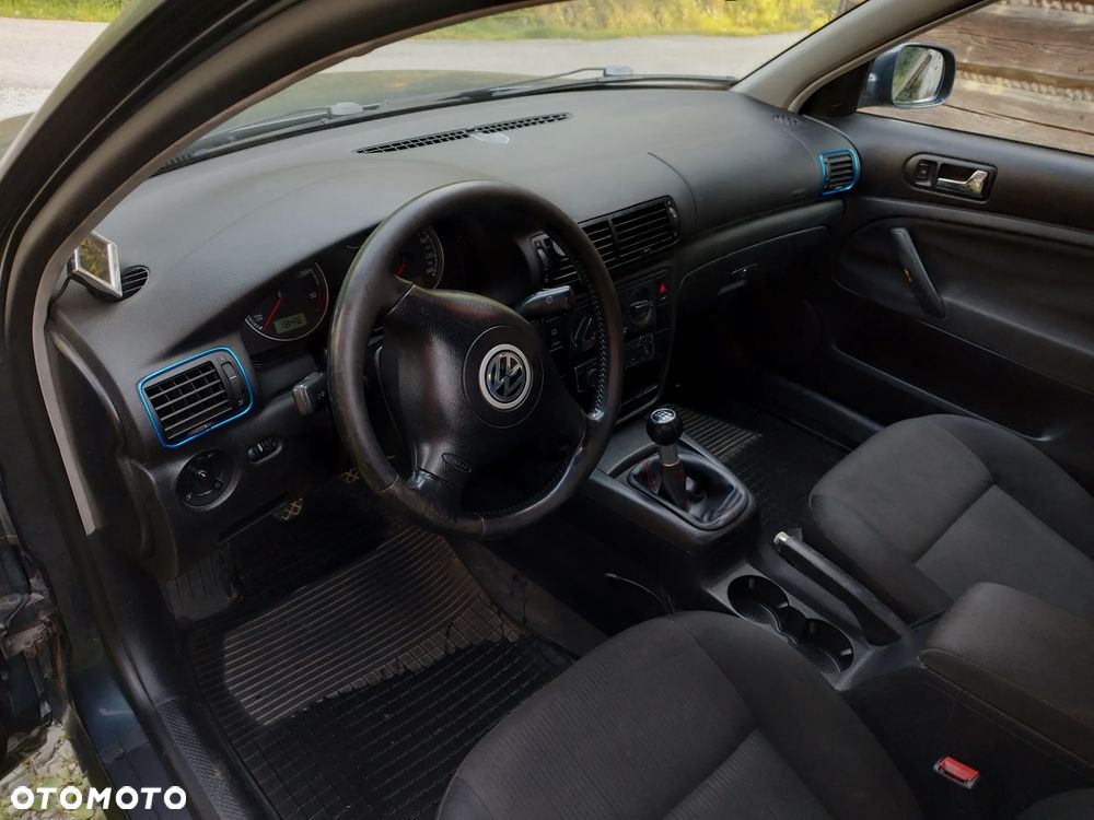 Volkswagen Passat 1.9 TDI Basis - 7