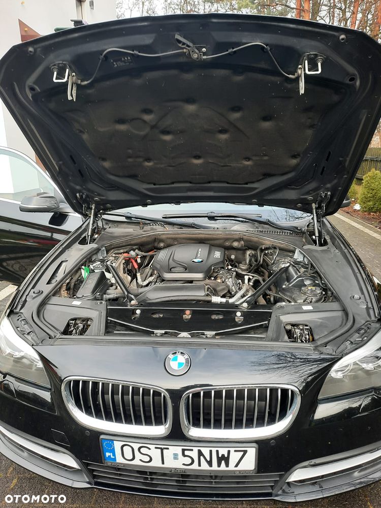 BMW Seria 5 518d - 23