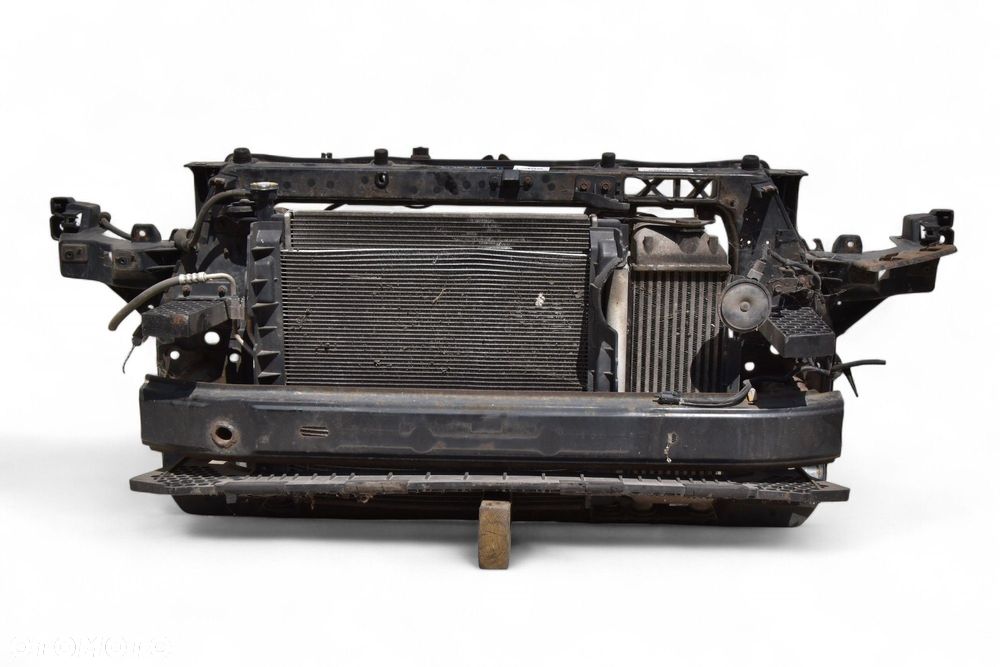 Pas Przedni Chłodnice HYUNDAI IX35 I 2.0 CRDI 136KM D4HA Manual - 2