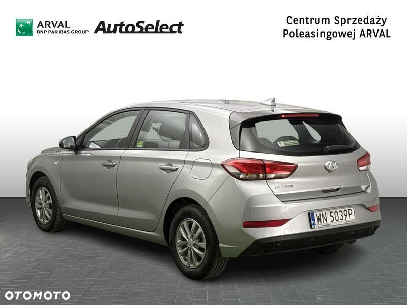 Hyundai i30 1.5 DPI Classic + - 3