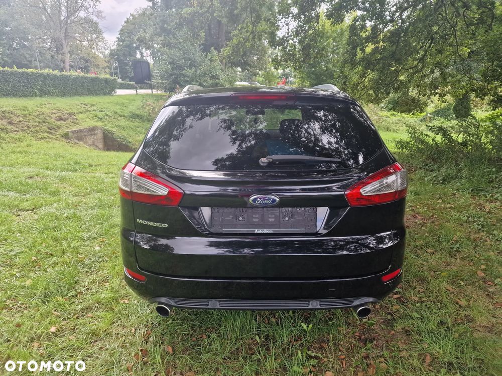 Ford Mondeo 2.0 TDCi Platinium X Plus (Titanium) - 36