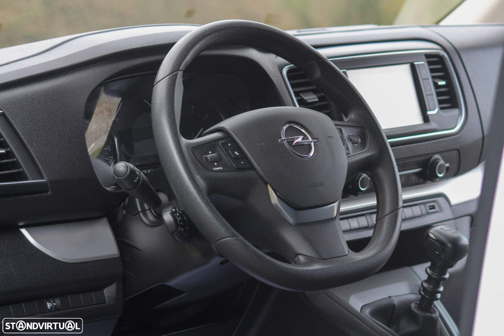 Opel Vivaro L2H1 - 12