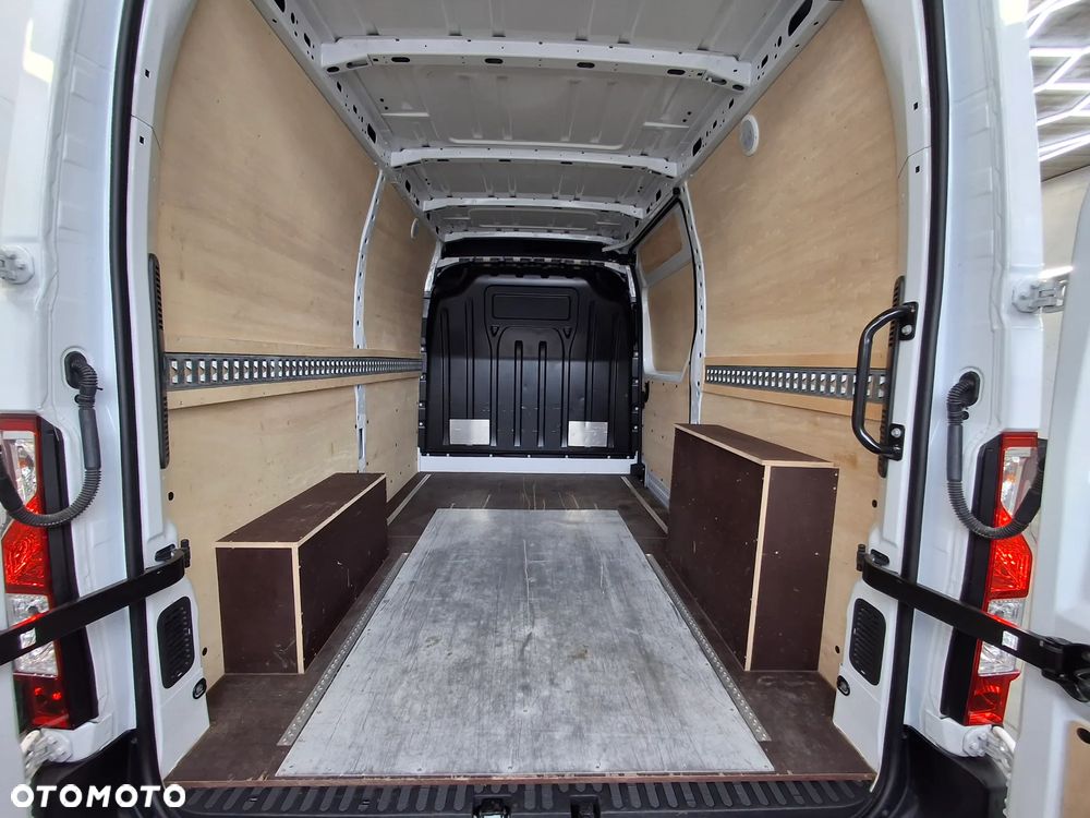 Renault Reno Master LIFT L2H2 Certyfikat ADR 9.1.1.2 EX/II Materiały Wybuchowe Furgon Van 3 Miejsca 2020r - 8