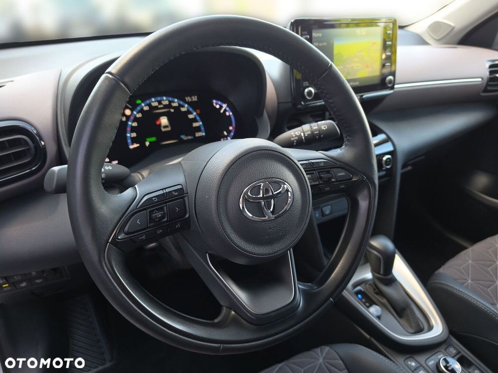 Toyota Yaris Cross - 15