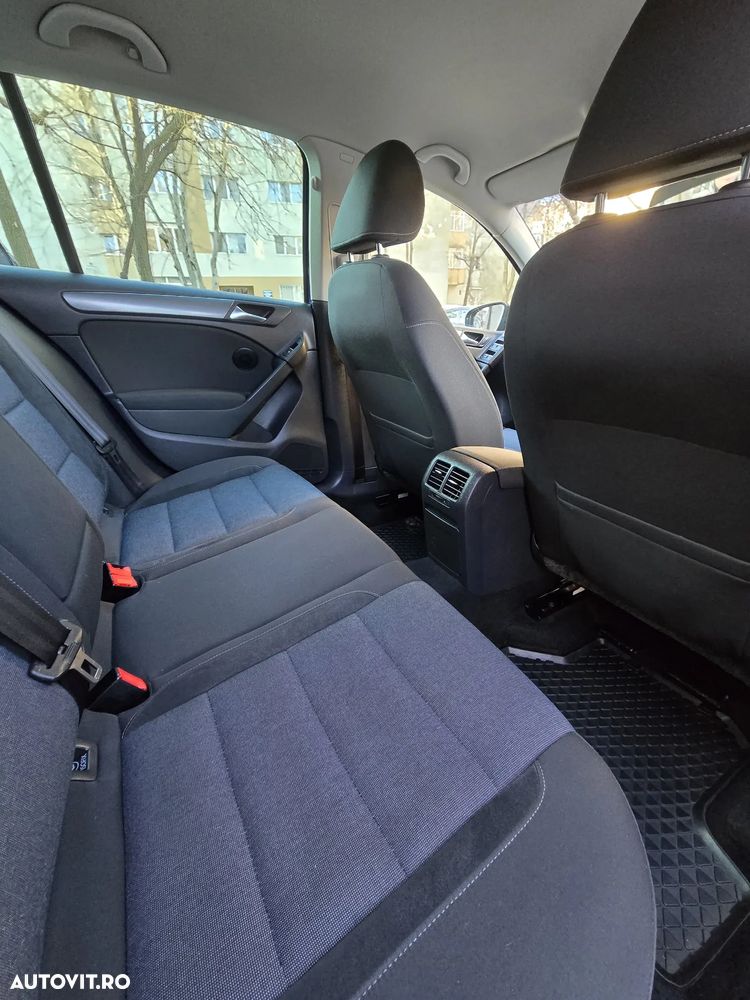 Volkswagen Golf 1.2 TSI Trendline - 12