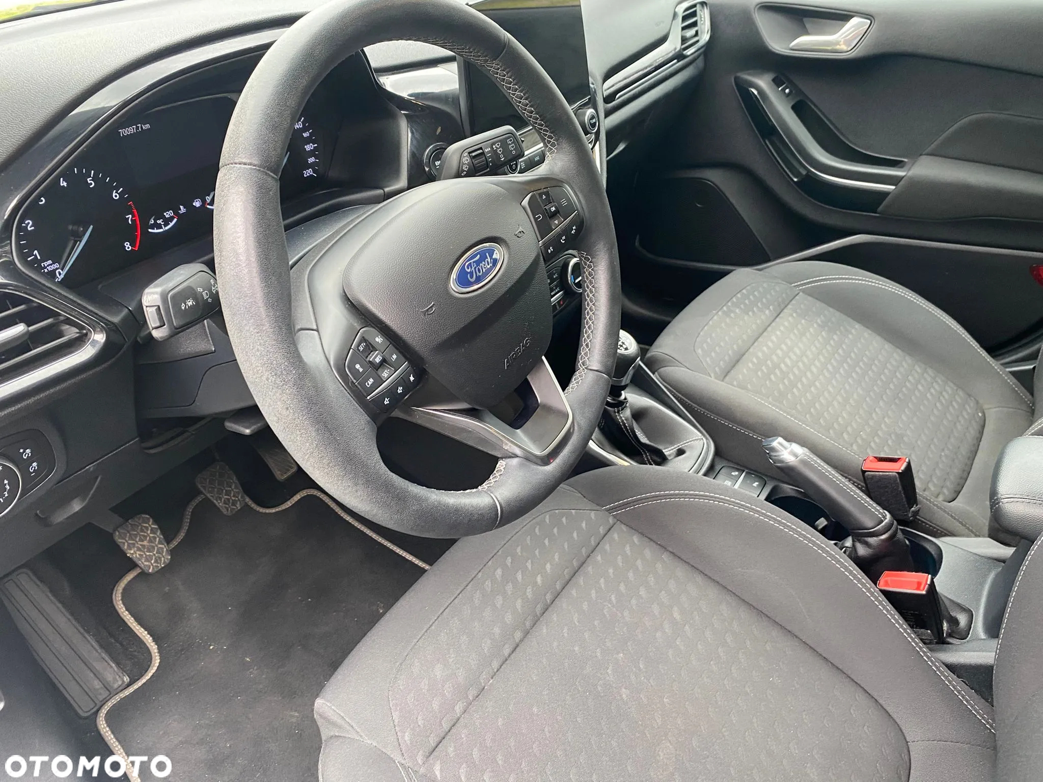 Ford Fiesta 1.0 EcoBoost mHEV Titanium - 20