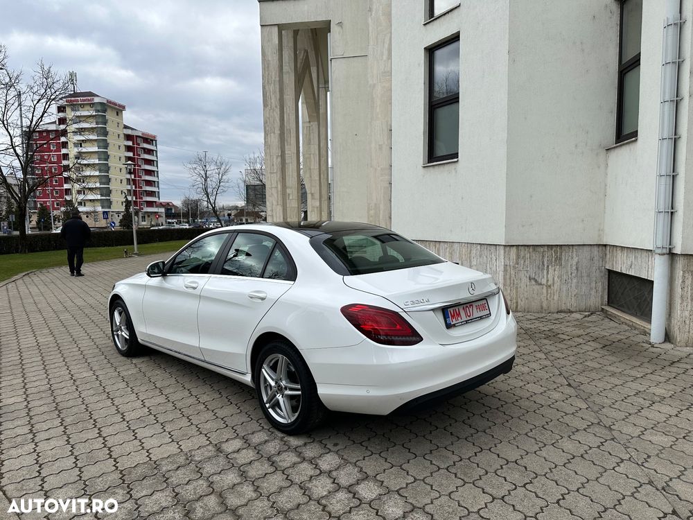 Mercedes-Benz C 220 d 4MATIC 9G-TRONIC - 3