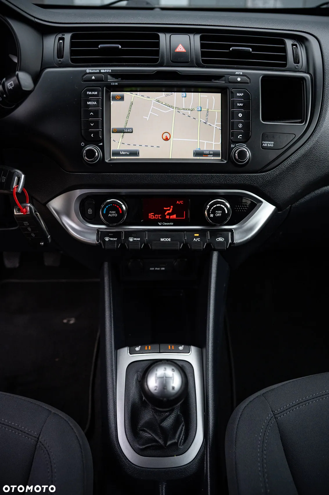 Kia Rio 1.2 Dream Team Edition - 9