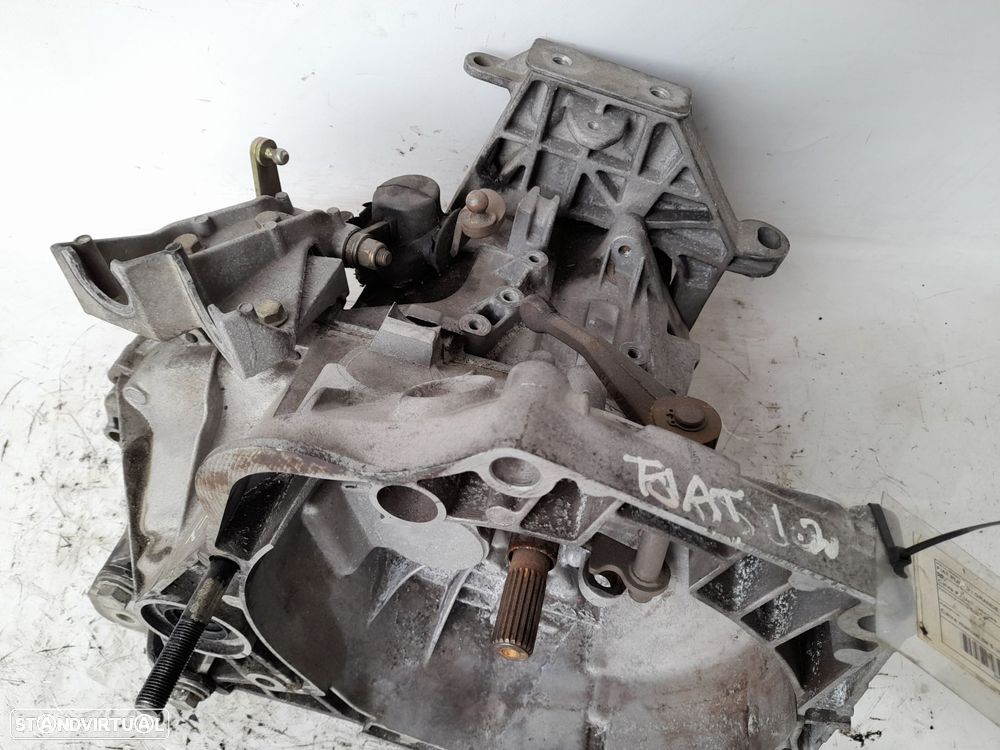 Caixa de velocidades manual FIAT Grande Punto (199_) - 2