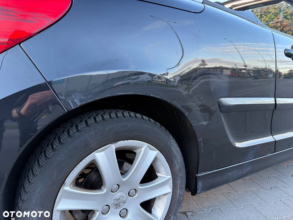 Peugeot 207 CC 1.6 Intense - 18