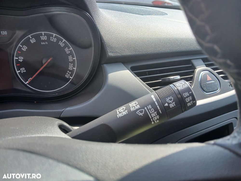 Opel Corsa 1.4 ECOTEC Aut. Excite - 8