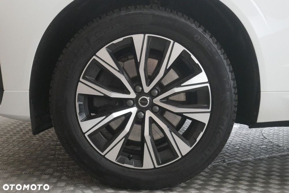 Volvo XC 60 B4 D AWD Plus Dark - 14