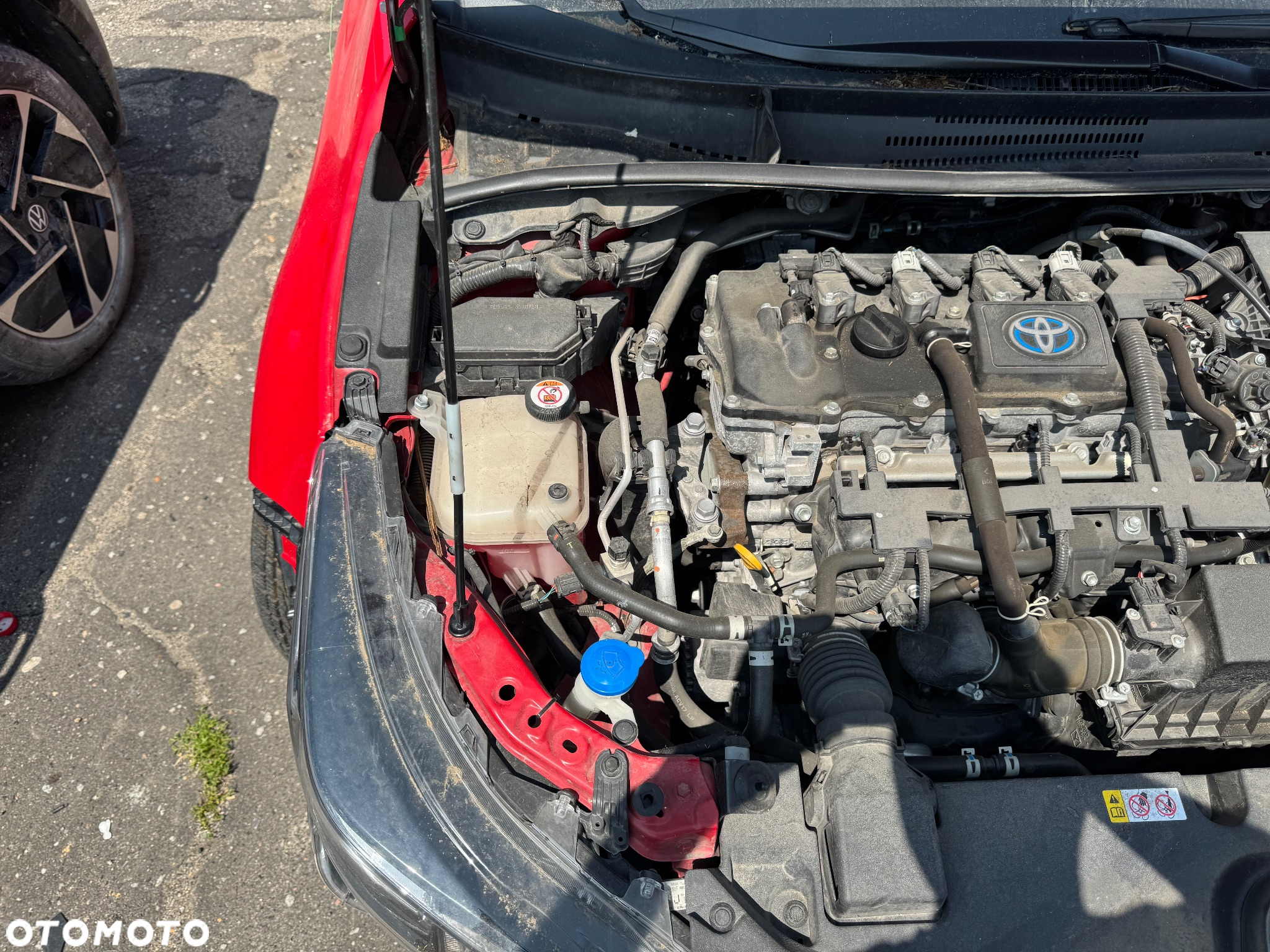 Toyota Corolla 1.8 Hybrid - 16