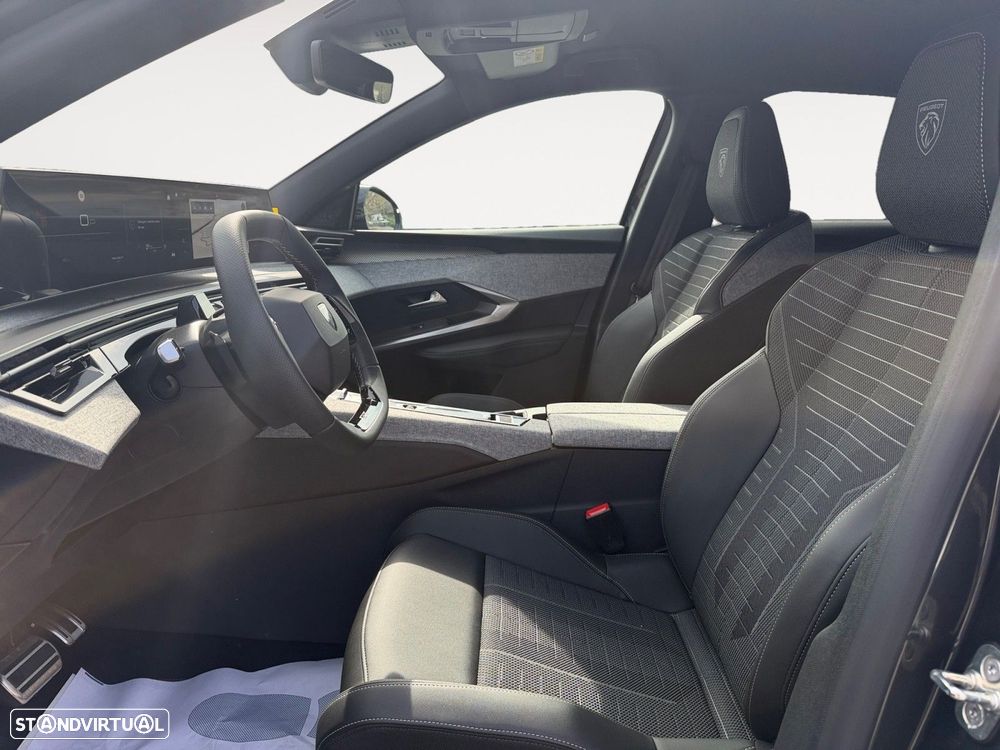 Peugeot 3008 1.2 Hybrid GT e-DCS6 - 8
