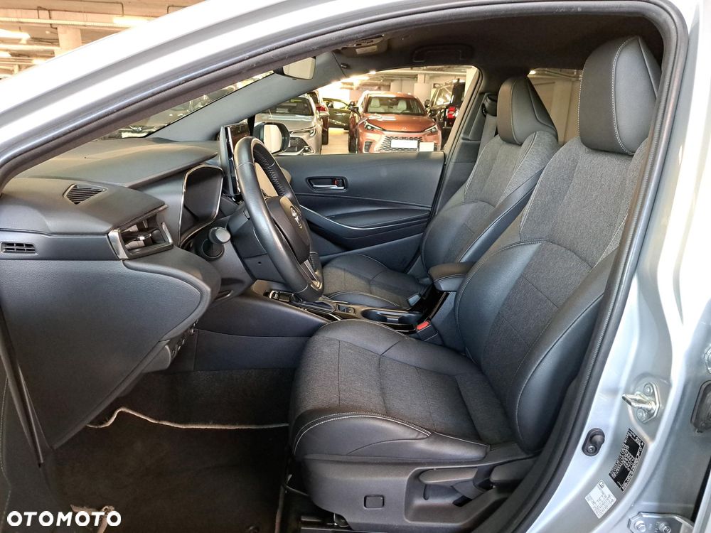 Toyota Corolla 1.8 Hybrid Style - 12