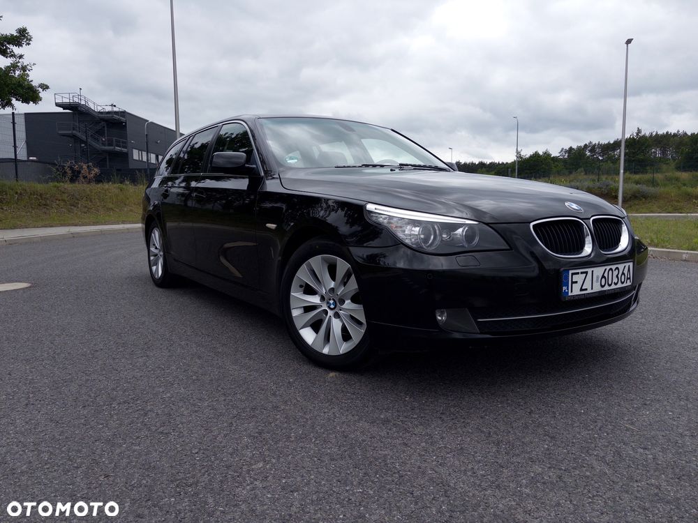 BMW Seria 5 520d Edition Exclusive - 1
