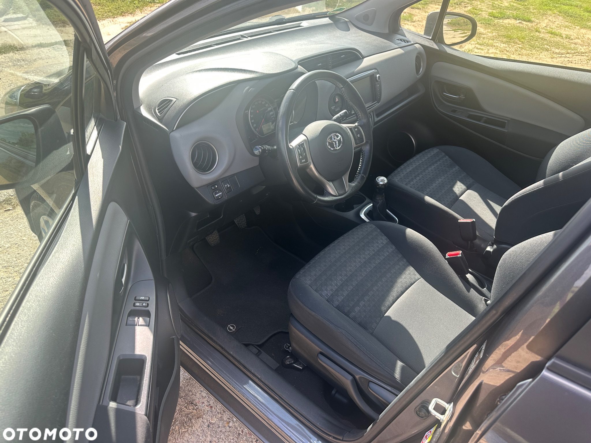 Toyota Yaris 1.0 Life - 6