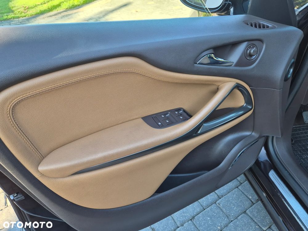 Opel Zafira Tourer 1.4 Turbo Business Edition - 10