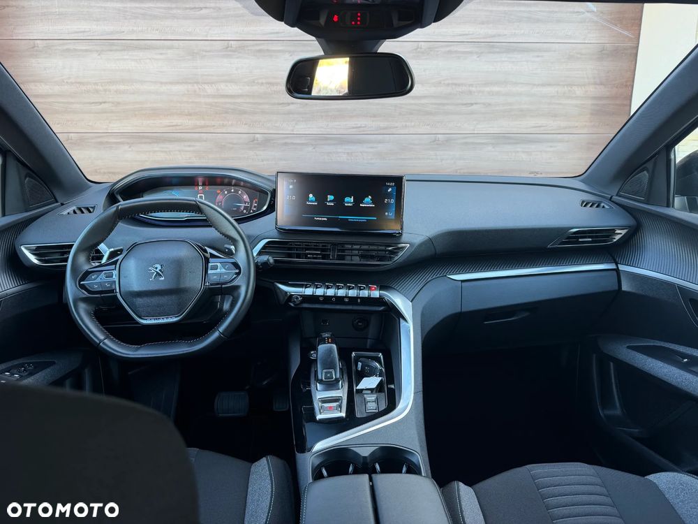 Peugeot 3008 - 18