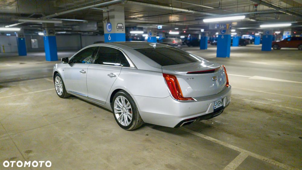 Cadillac XTS - 7