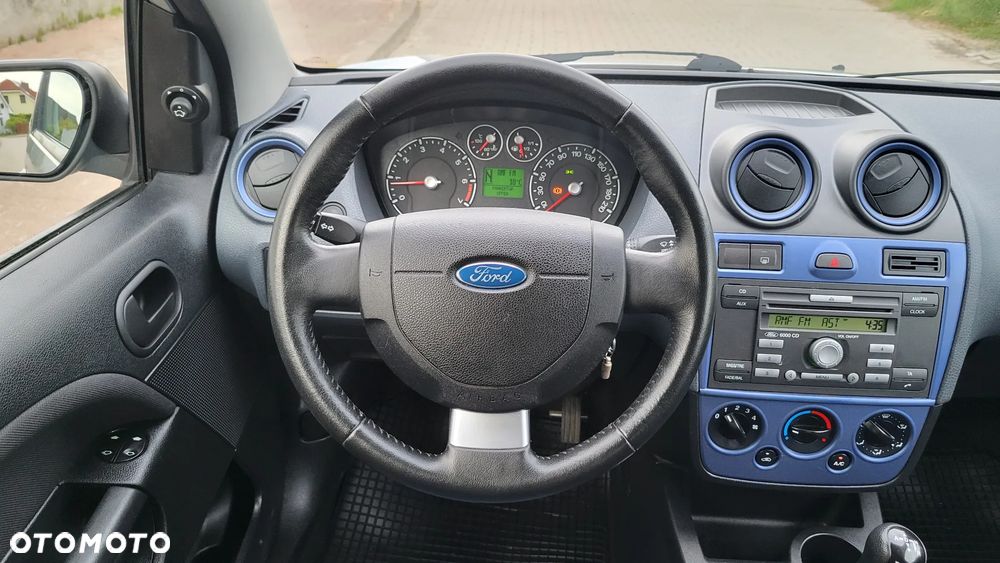 Ford Fiesta - 9