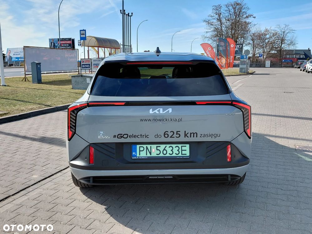 Kia EV4 81.4kWh Business Line - 4
