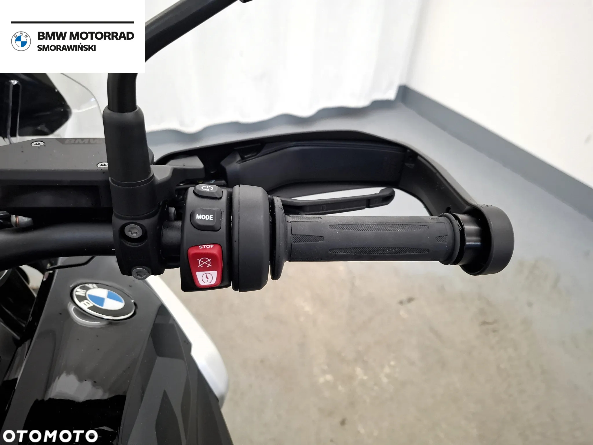 BMW R - 12