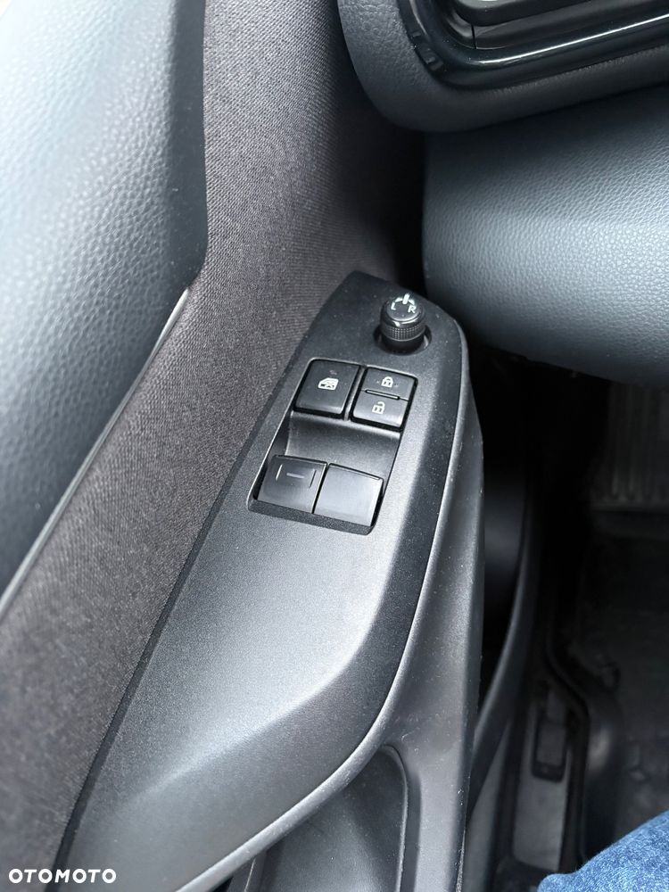 Toyota Yaris - 18