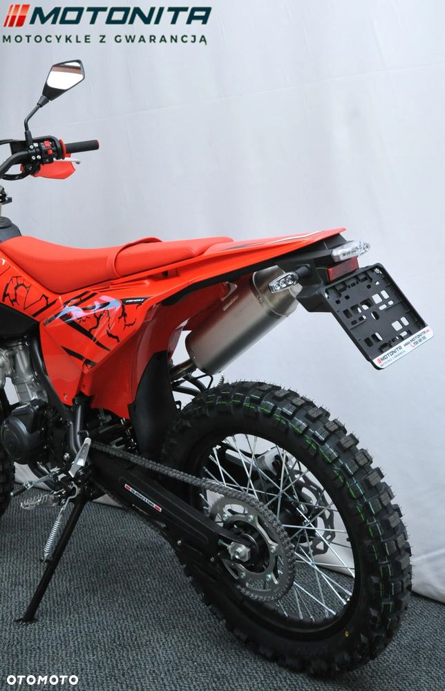 QJMOTOR COV 125X - 8